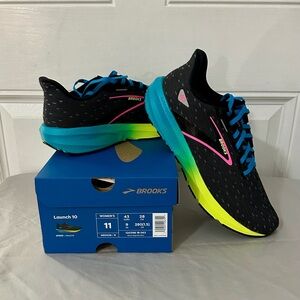 Brooks Women's Launch 10 - New with box.